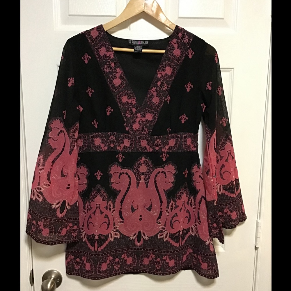 Pattern wide sleeve top